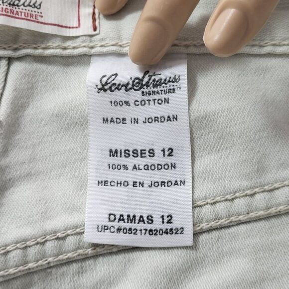 Levi Strauss, Not Worn, Tan, Women's Jeans, Size 12 - Picture 5 of 9